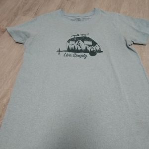 Gray short sleeve Patagonia shirt